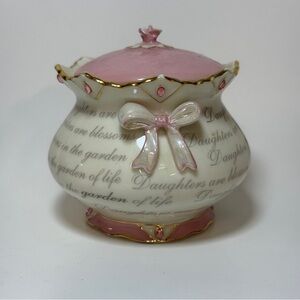 Ardleigh Elliott "Precious Daughter" Heirloom Porcelain music box